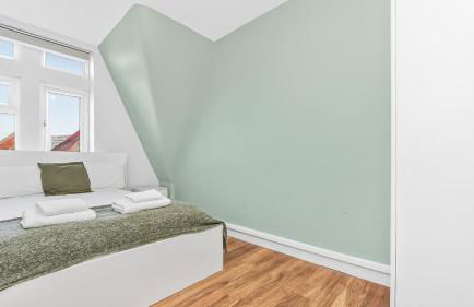 Lovely 2 Bedrooms Flat Next to The Station - Foto 1