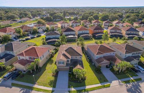 Solterra Resort Davenport FL Clubhouse Area - 7 Bedroom 6 Bath Home with Private Pool Spa - Lazy River 20 min from Disney - Foto 110