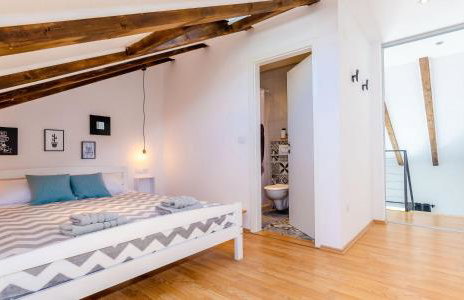 Villa Majkovica - 4 Bedroom Villa with Private Pool & En-Suite Bathrooms & Parking - Photo 31