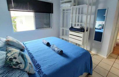 Excelente Apartamento a 1 quadra e meia do mar - Foto 2