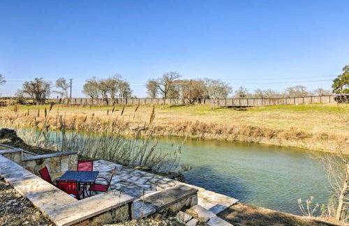 Blanco Riverfront Historic Home, 3 Mi to Downtown! - Foto 24