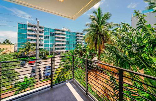 Bayview Villa by Rove Travel - Waterfront with Patio - Foto 37