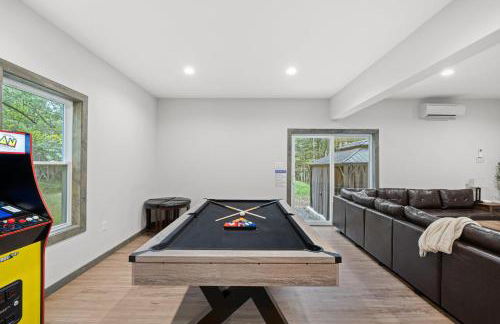 Twin Chalet - 6 BDs Hot Tub Game Area and more - Foto 21