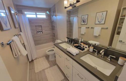 San Diego Oasis with Hot Tub, Gym, Outdoor Theater, Huge Yard - Foto 56