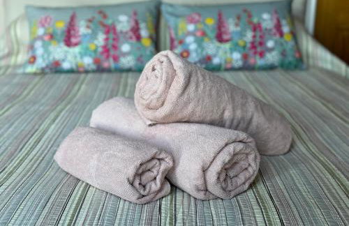 The Beach Front Apartment, Amazing Frontline Sea Views - Foto 7