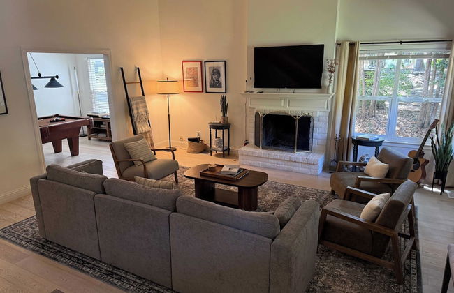 Clementine By Avantstay Bright Modern Retreat w/ Pool, Pool Table & Large Patio - Foto 10