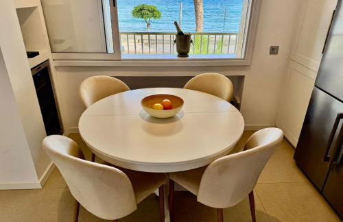 Elegant Beachfront Escape Private & Peaceful - Foto 4