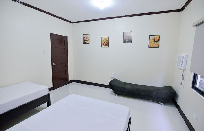 Twin B Residences - Photo 8