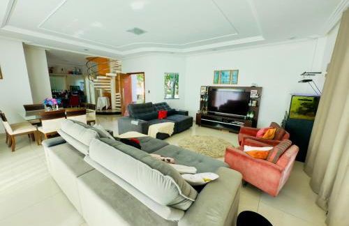 No centro com segurança e lazer para 13 pessoas - Foto 15