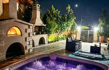 Villa Asterousia with Private Night Spa, BBQ & Lounge - Photo 1