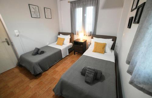 Corinthian Green Villa - Photo 32