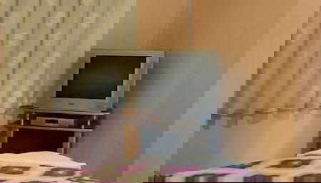 10 Munites Walk to City Center / 10 Munites Walk to Ladies Beach - Photo 5, Room