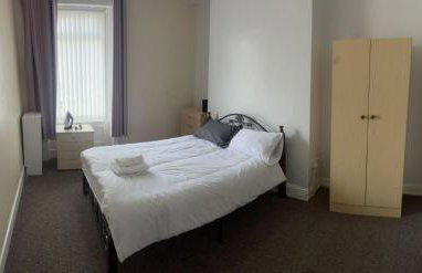 Newcastle, Powburn, fully equipped kitchen 4 bedrooms, 3 king & 2 single beds - Photo 6
