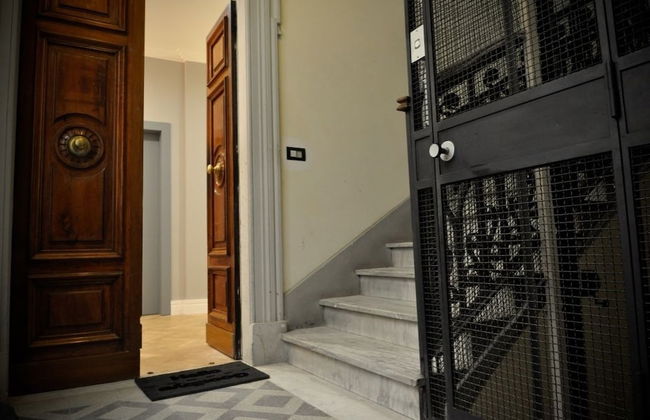 Place 24 Suites & Wellness - Photo 32