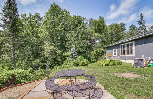 Quiet Lakefront Grand Rapids Cabin on 5 Acres - Foto 30