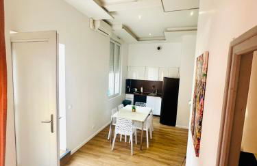 jolie maison individuelle 50 m2 ,design et climatisée, tout confort, wifi, terasse privée , 5 min plage et autoroute, stationnement gratuit - Foto 8