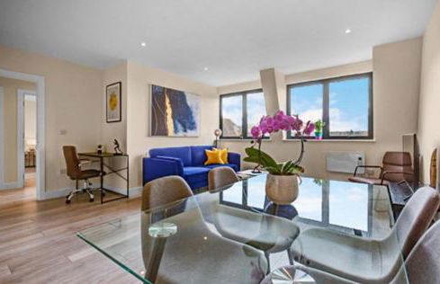 Hybrid Resi - London, Sutton, Free car or van parking - Foto 78