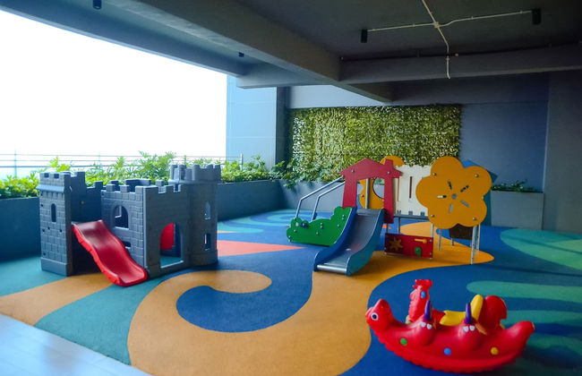 Spacious and Modern L'Avenue Apartment - Photo 36