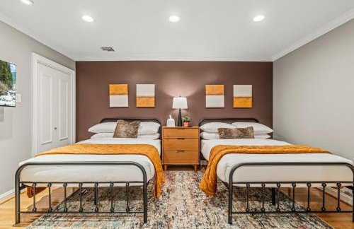 5 bdrm - Heated Indoor Pool - Roof Top Deck - Foto 12