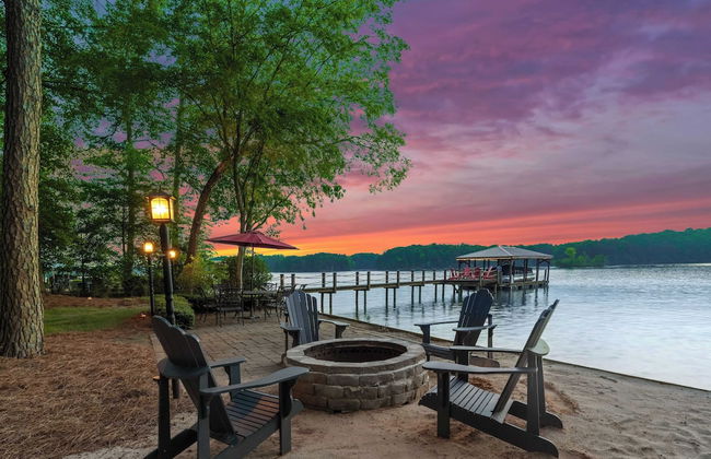 Boathouse Cove by Avantstay Pool + Swim Dock Hot Tub - Foto 6