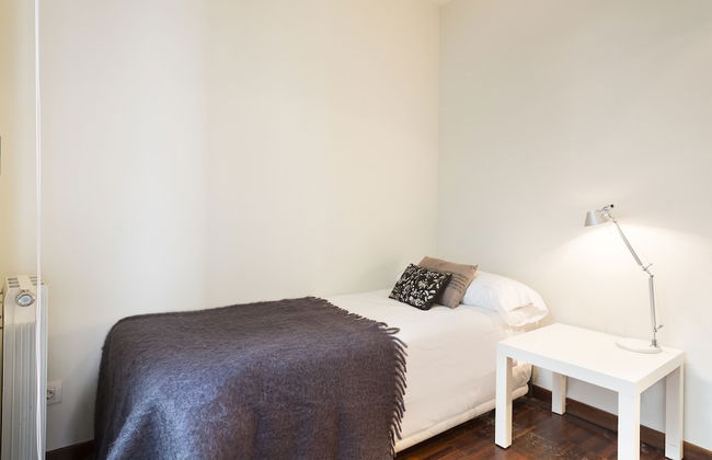 My Space Barcelona Executive Apartments Center - Photo 8