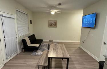 Cedar Park, Austin Cozy Retreat - Photo 27