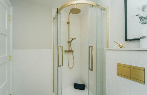 Eagleside Apartments, Luxury 2-Bedroom Apartment Near Gleneagles, Sleeps 4 - Foto 29