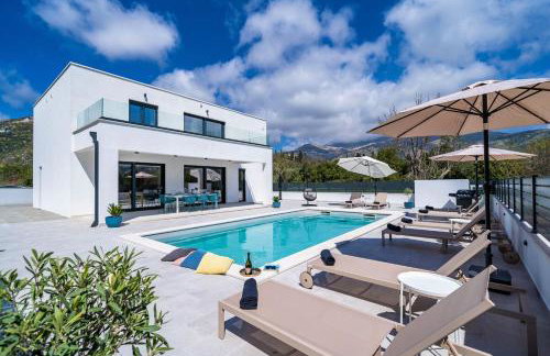 Villa Invigo - Brand New Private Pool Villa - Foto 1