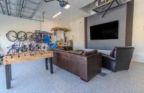 Bright New Home Family Oasis Near the Shore - Foto 38