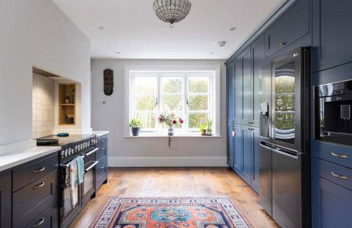 Country Retreat - Sleeps 14 - Large Garden - Photo 30