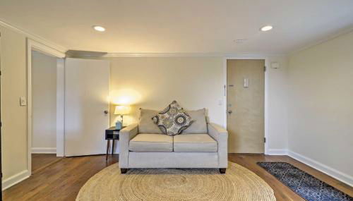 Updated Apt with Balcony - 10min to Point Pleasant! - Foto 4