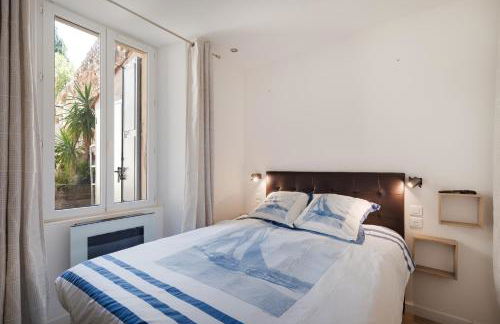 À 1km Plage du Midi et Palais des Festivals - Appartement Centre Cannes avec Cour Extérieur Privée - Photo 2