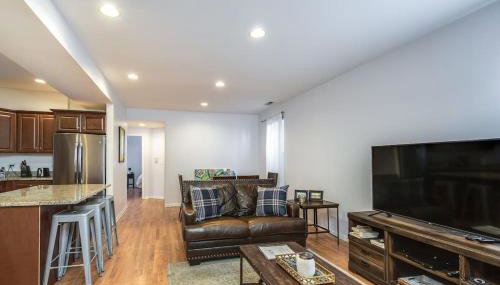 Lincoln Park Living - Suite 2 - Foto 3