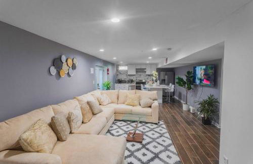 Spacious 5 BR House w/ Gym - Foto 10