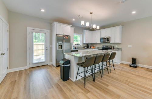 4 Mi to Auburn University Townhome with Fenced Yard - Foto 6