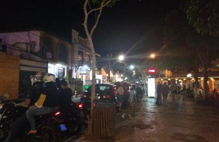 LINDO CHALÉ NO CENTRO DE GUARAMIRANGA - Foto 13