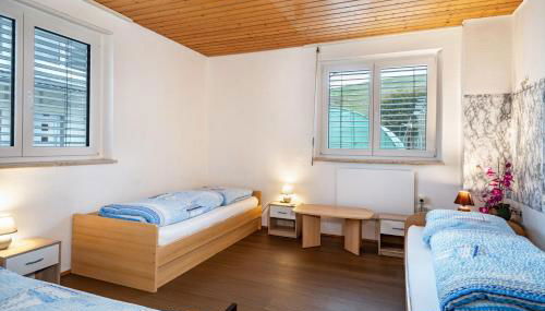 Nguyen und Le 2 - Foto 2