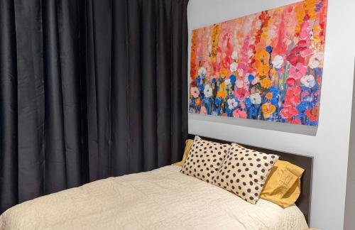 Superb 4-bedroom apartment 1 block from Central Park in vibrant New York City - Photo 17