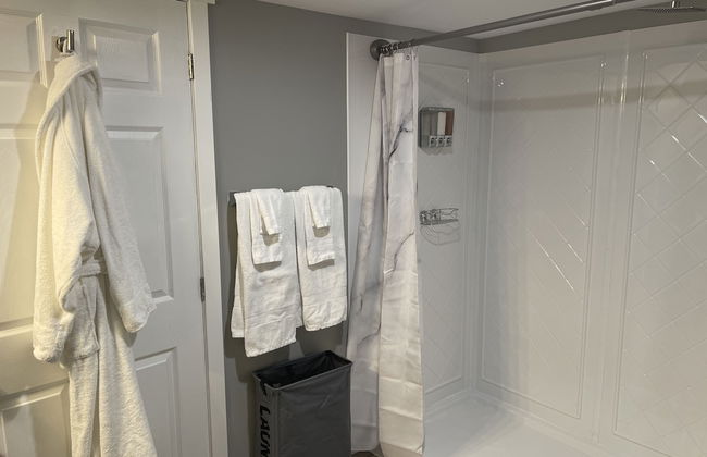 Legacy Suites - Photo 23