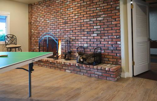 Amazing Views, Amazing Modern Broadmoor Home - Foto 45