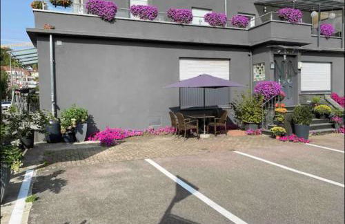 Günstiges grünes Ferienzimmer mit separater moderner Dusche - Foto 30