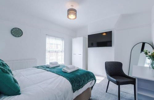 Serene & Contemporary Hoole House - Photo 23