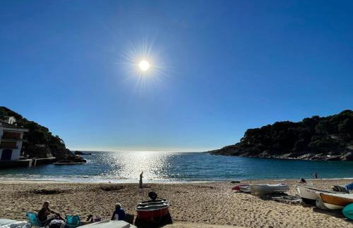 Tamariu Beach 1- Beachfront Home with wifi views - Photo 5