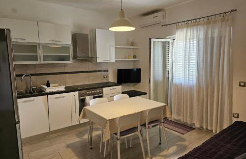 Apartments and rooms Iva - Photo 6