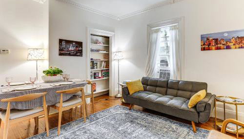 1 Mi to Needham Center Square Pet-Friendly Apt! - Foto 4