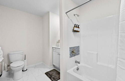 Home Sweet Home - near NWK & NYC w/free parking - Foto 12