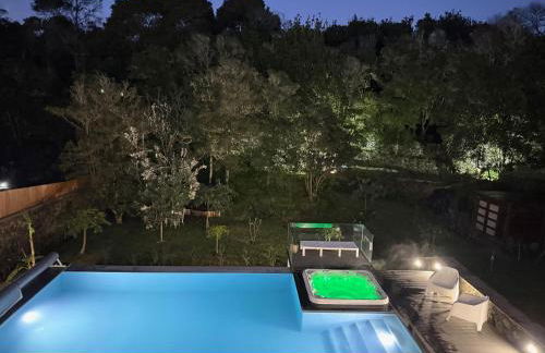 Lotus House - Heated Pool & Jacuzzi near the Beach - Photo 70