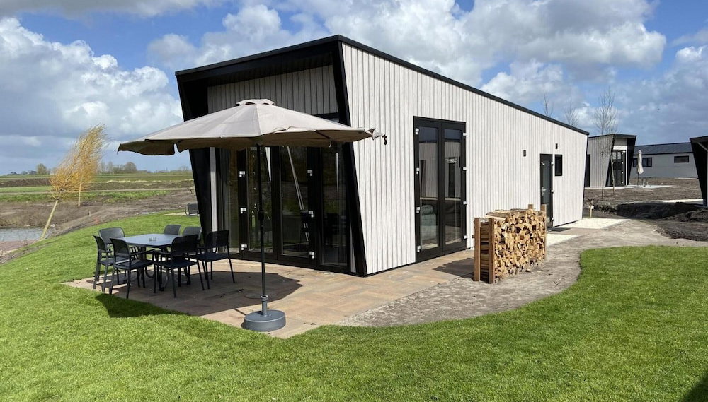 Bright Nature Chalet With Terrace - Photo 1, Primary image