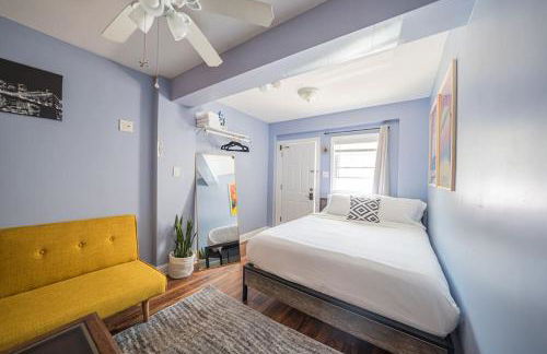 7BR 7BA Big House 1 block from Tropicana and Beach - Foto 16