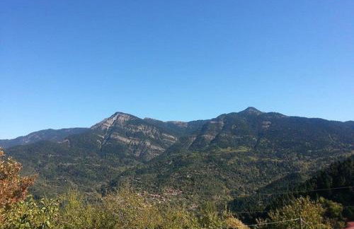 Δάφνη 1933, Λιθόχτιστο Αρχοντικό στο Βουνό - Foto 22